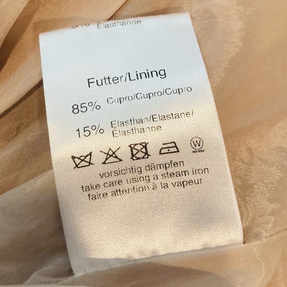 Talbot Runhof champagne colored long sleeve metallic full length gown. Size 8/38 - Picture 9 of 9